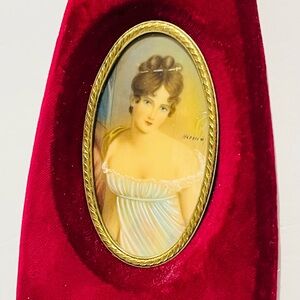 Antique Travaglini Two Signed Miniatures in Gold Oval Frames Convex   Class.